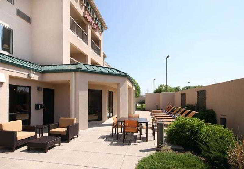 Courtyard by Marriott Topeka image