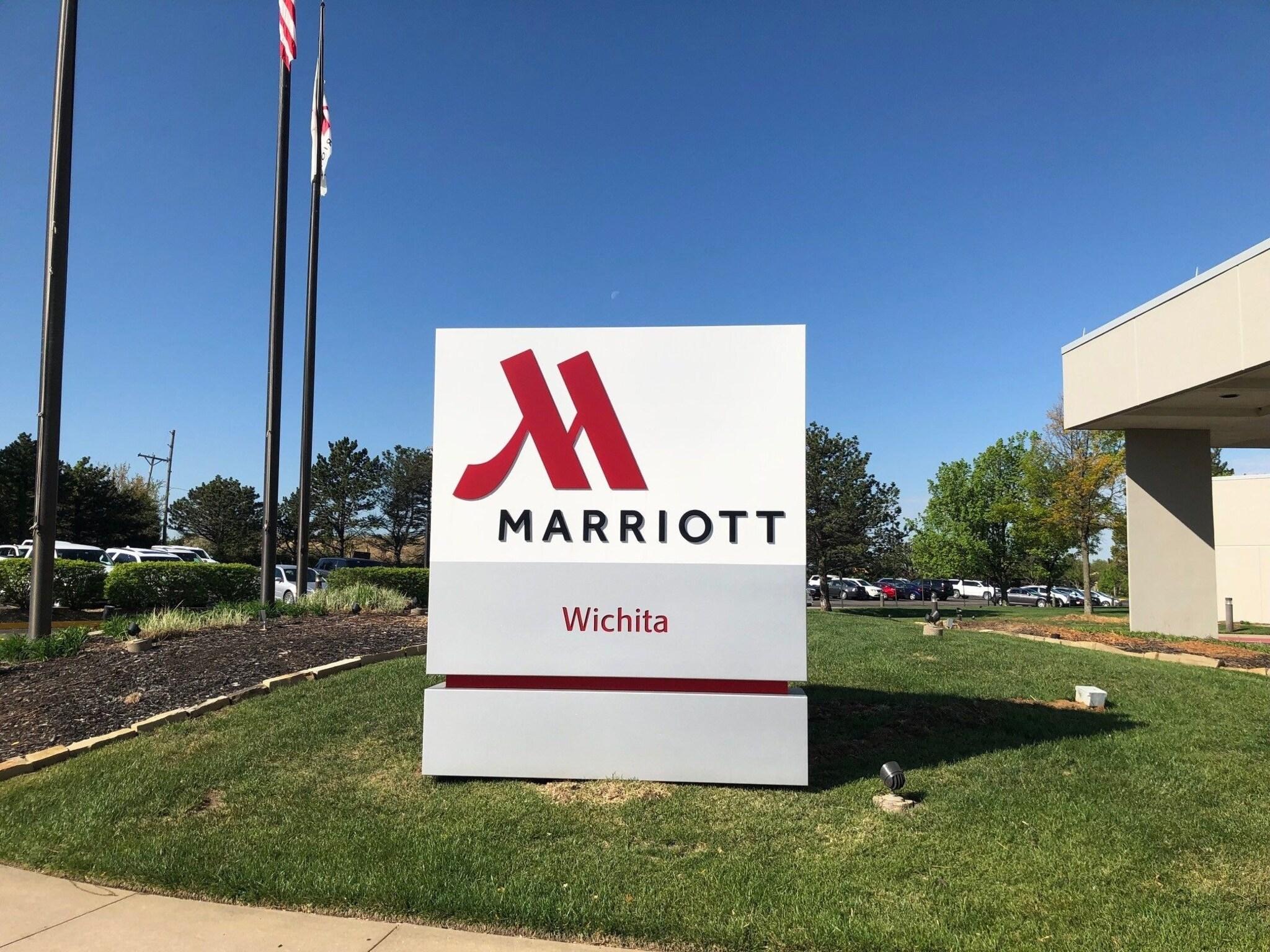 Wichita Marriott by null
