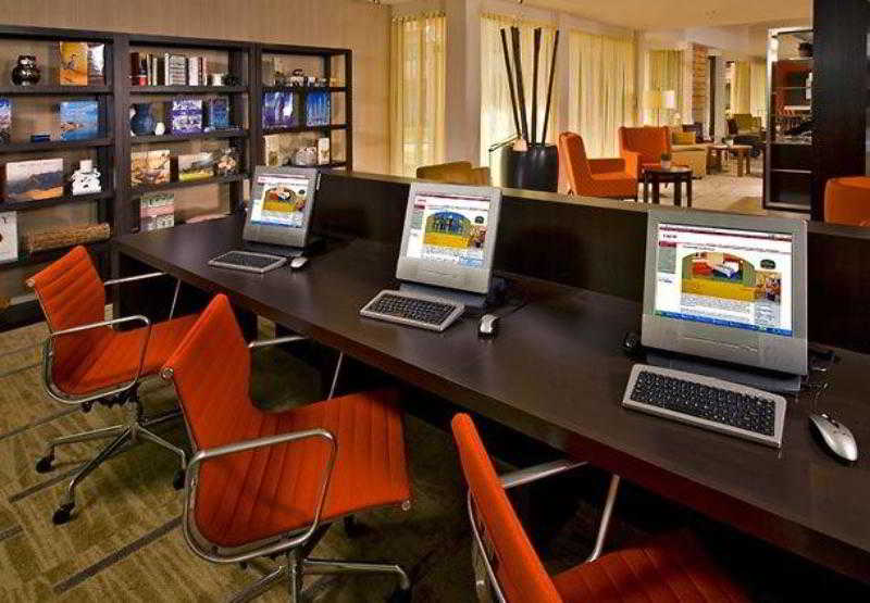 Courtyard by Marriott Jacksonville Butler Boulevard by null