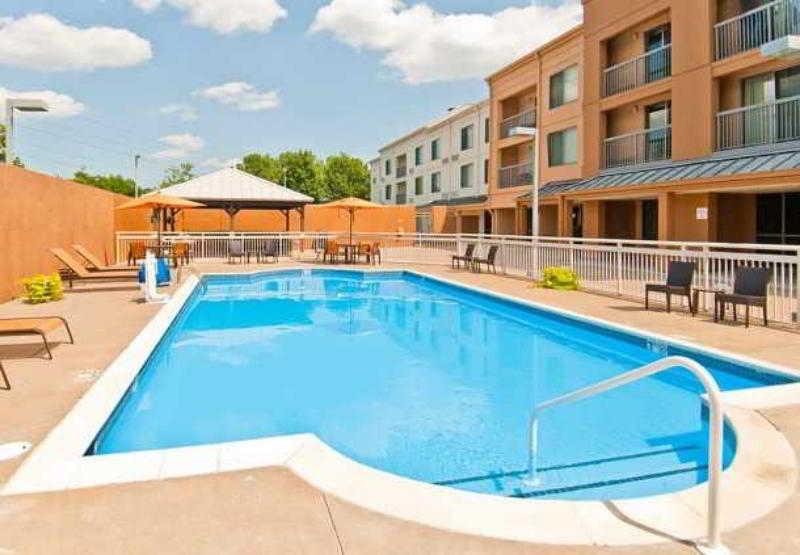 Courtyard Memphis East/Bill Morris Parkway