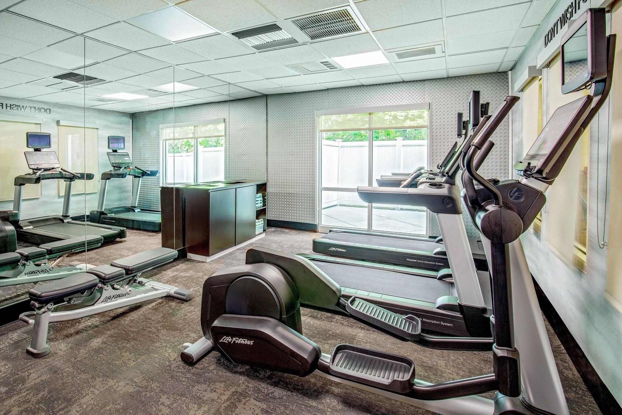 Fairfield Inn & Suites Brunswick Freeport
