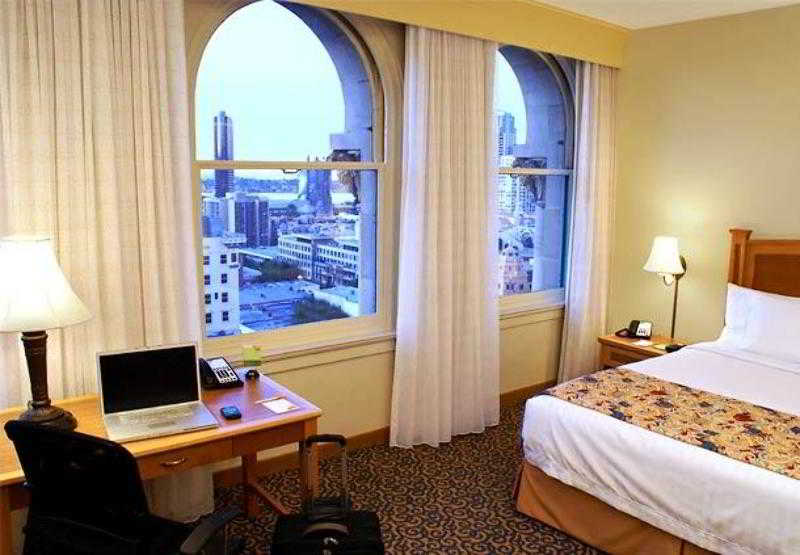 Courtyard by Marriott San Diego Downtown by null