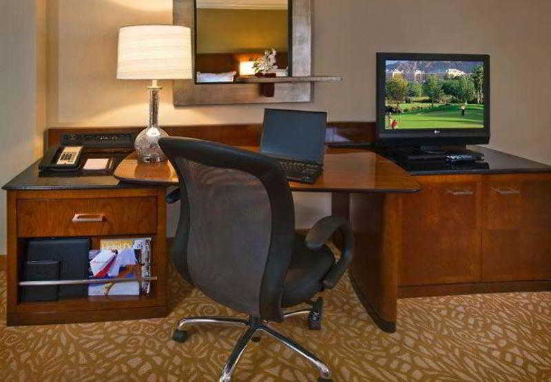 Louisville Marriott East by null