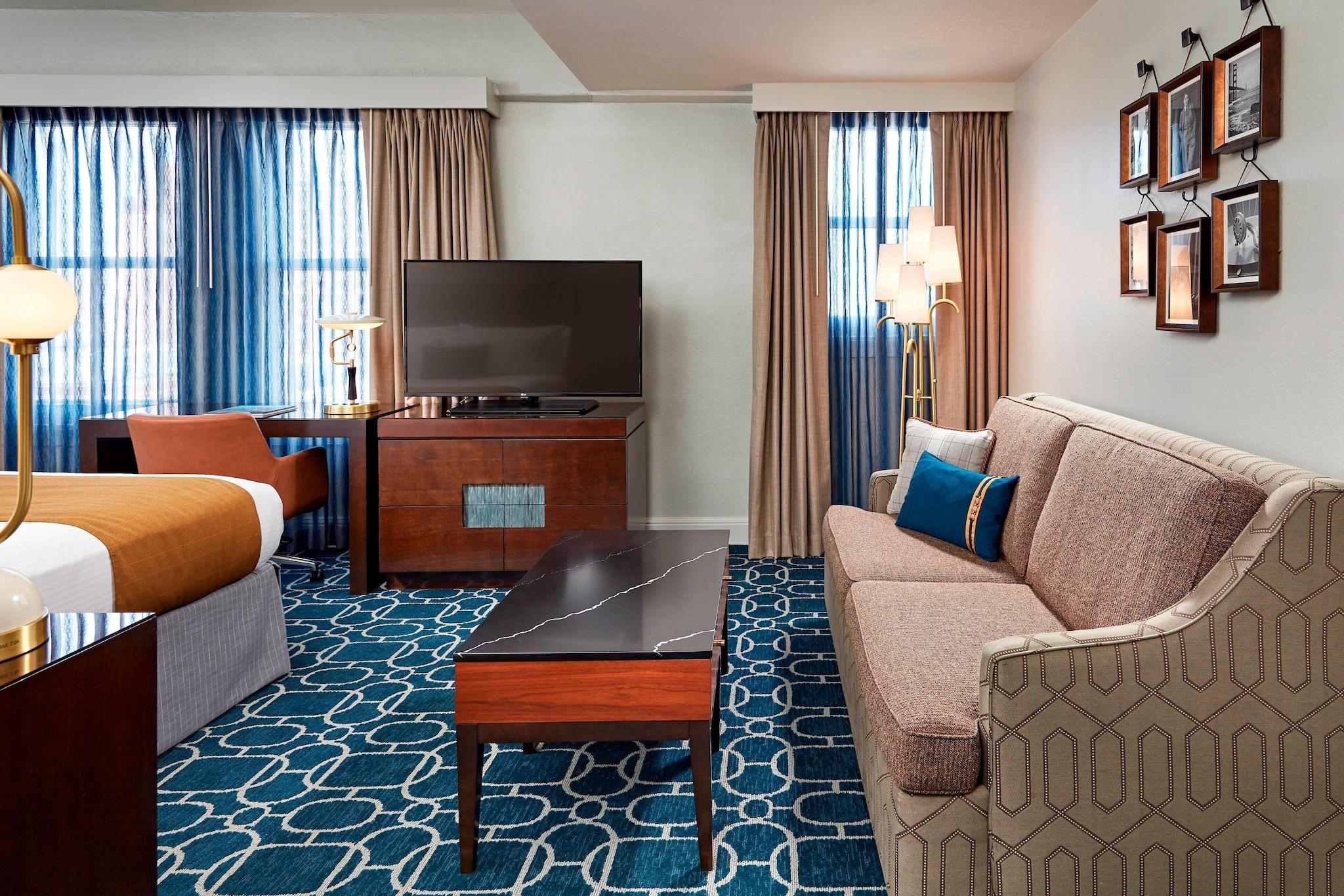 Hotel Adagio, Autograph Collection by null