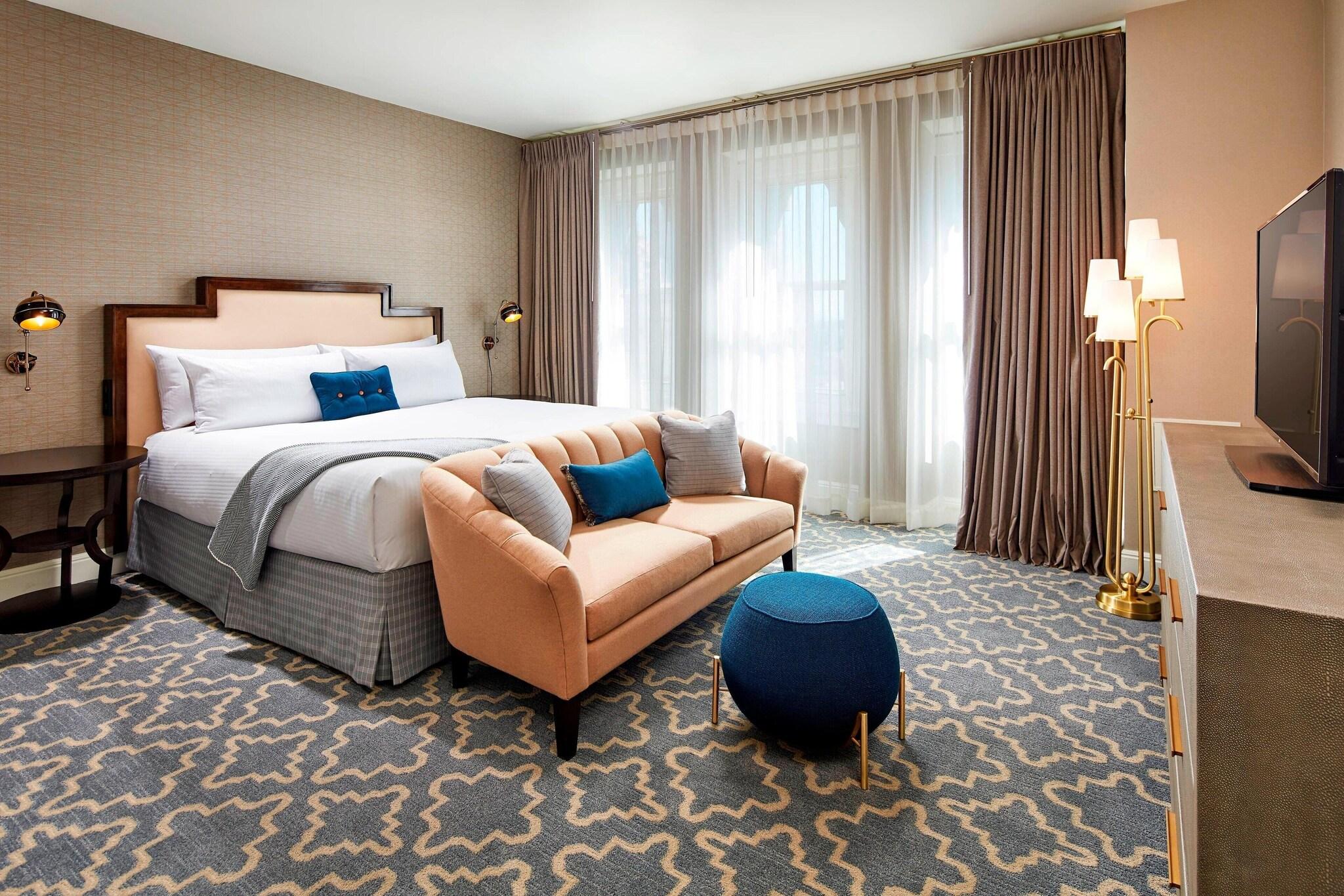 Hotel Adagio, Autograph Collection by null