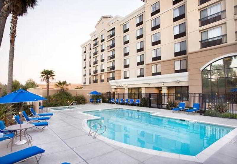 Courtyard by Marriott Newark Silicon Valley image