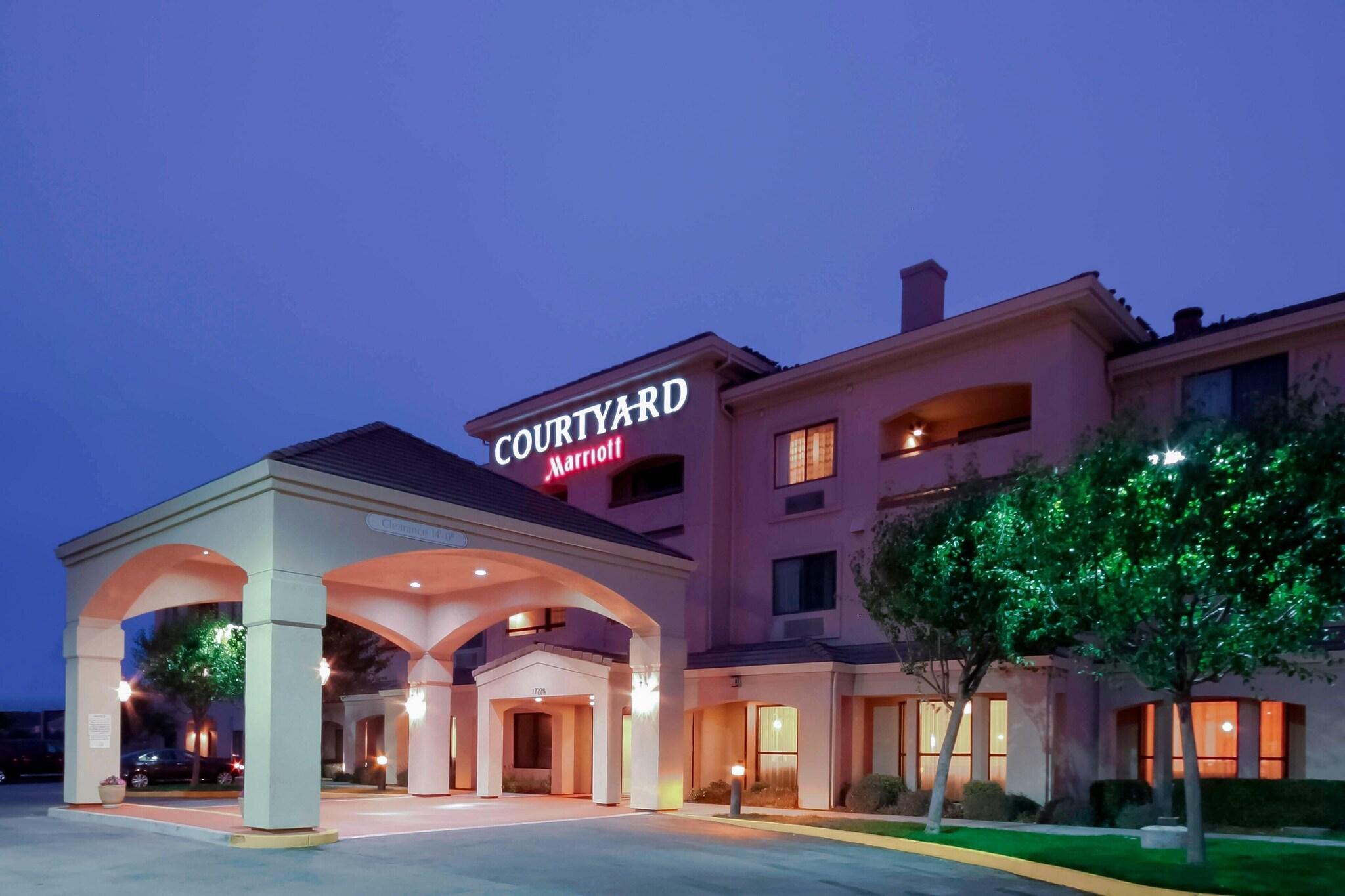 Courtyard Salinas Monterey