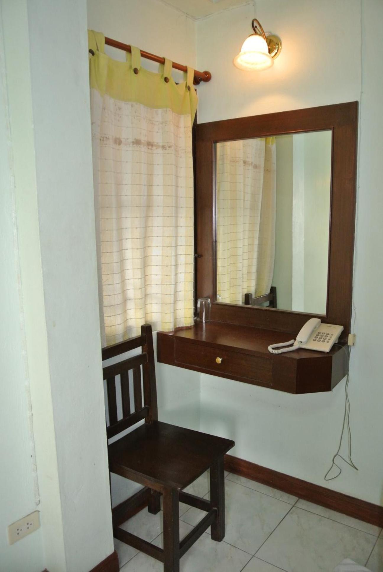 Amarin Inn