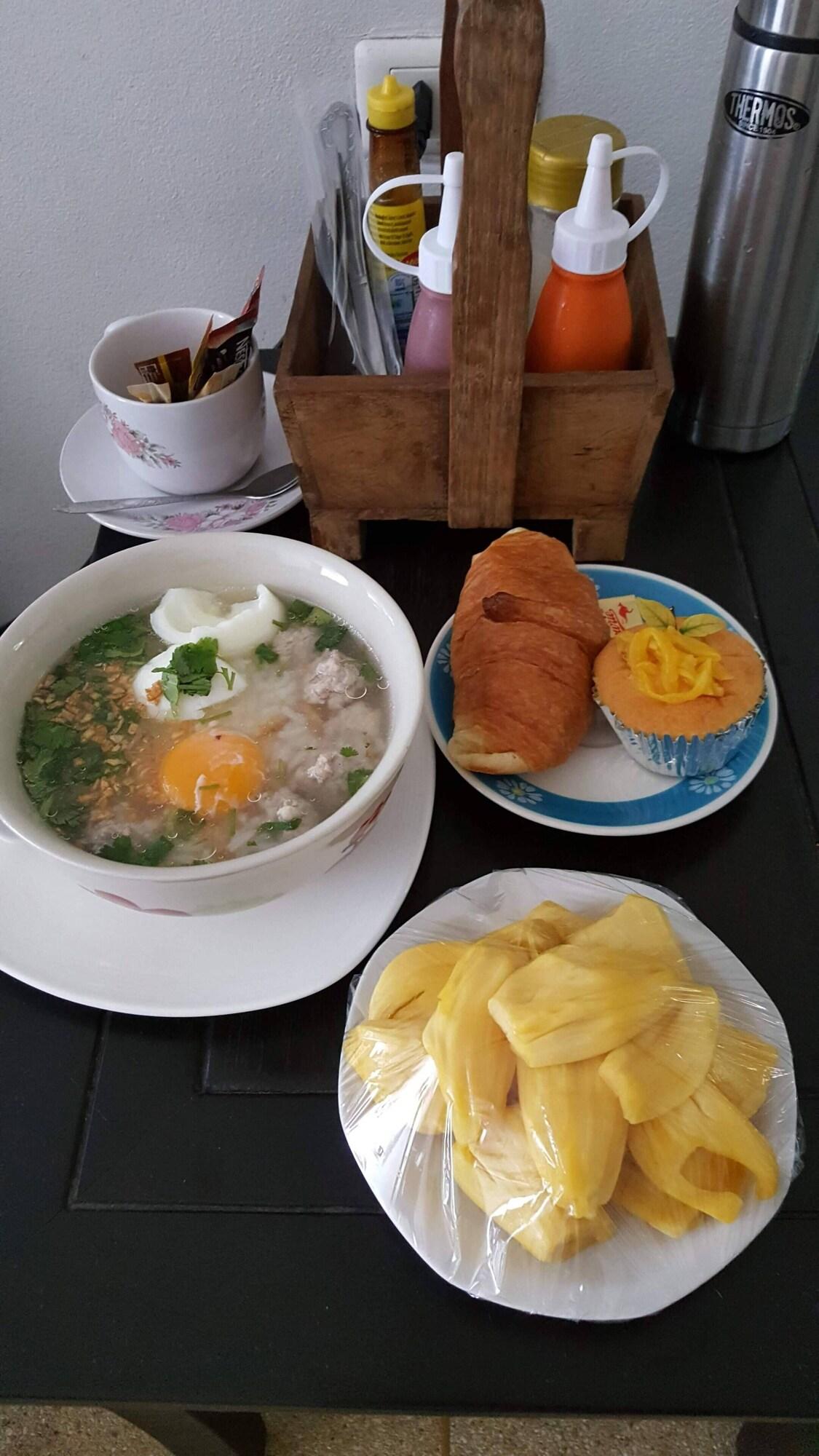 Ping Phu Place