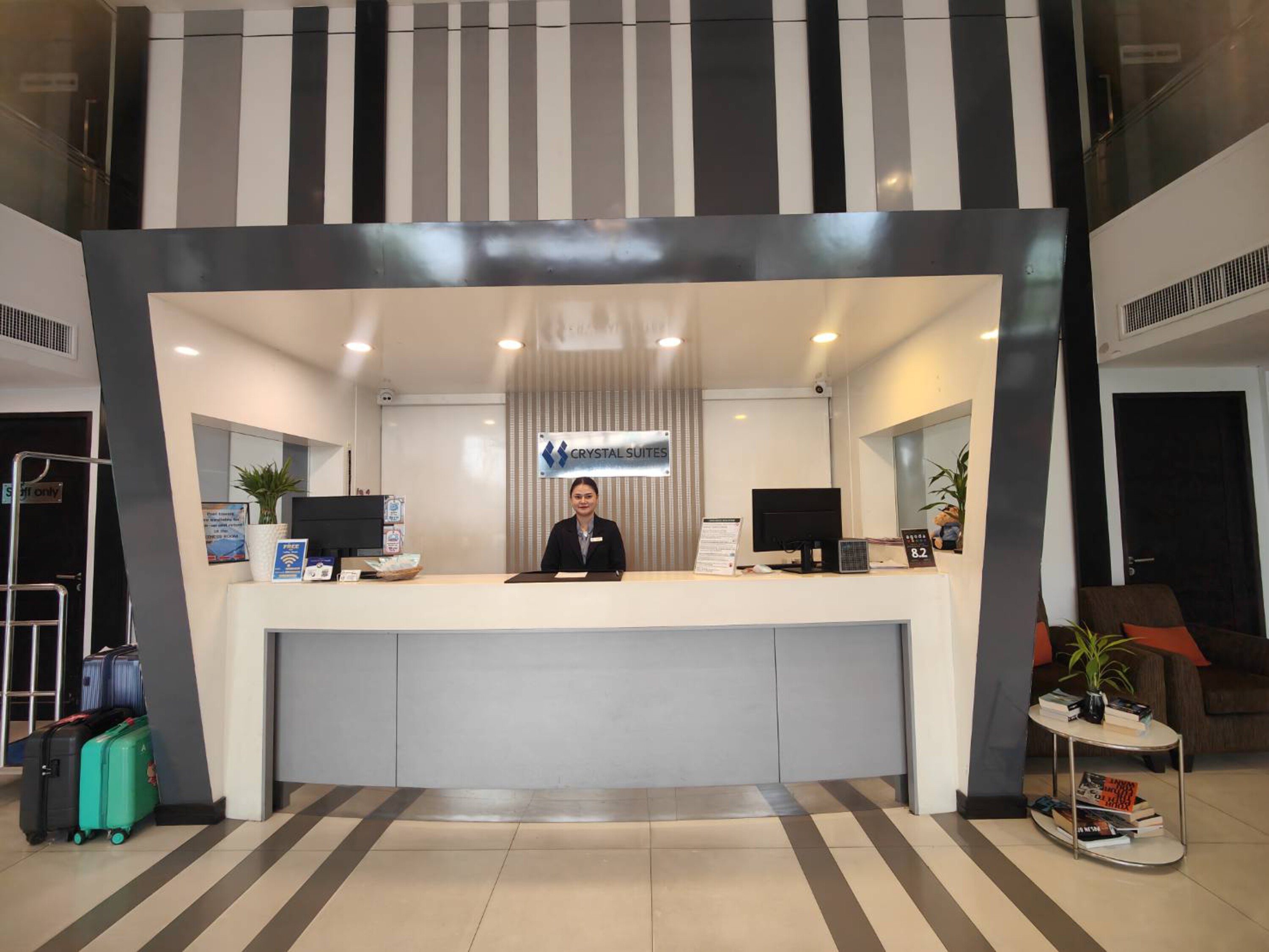 Crystal Suites Suvarnabhumi Airport