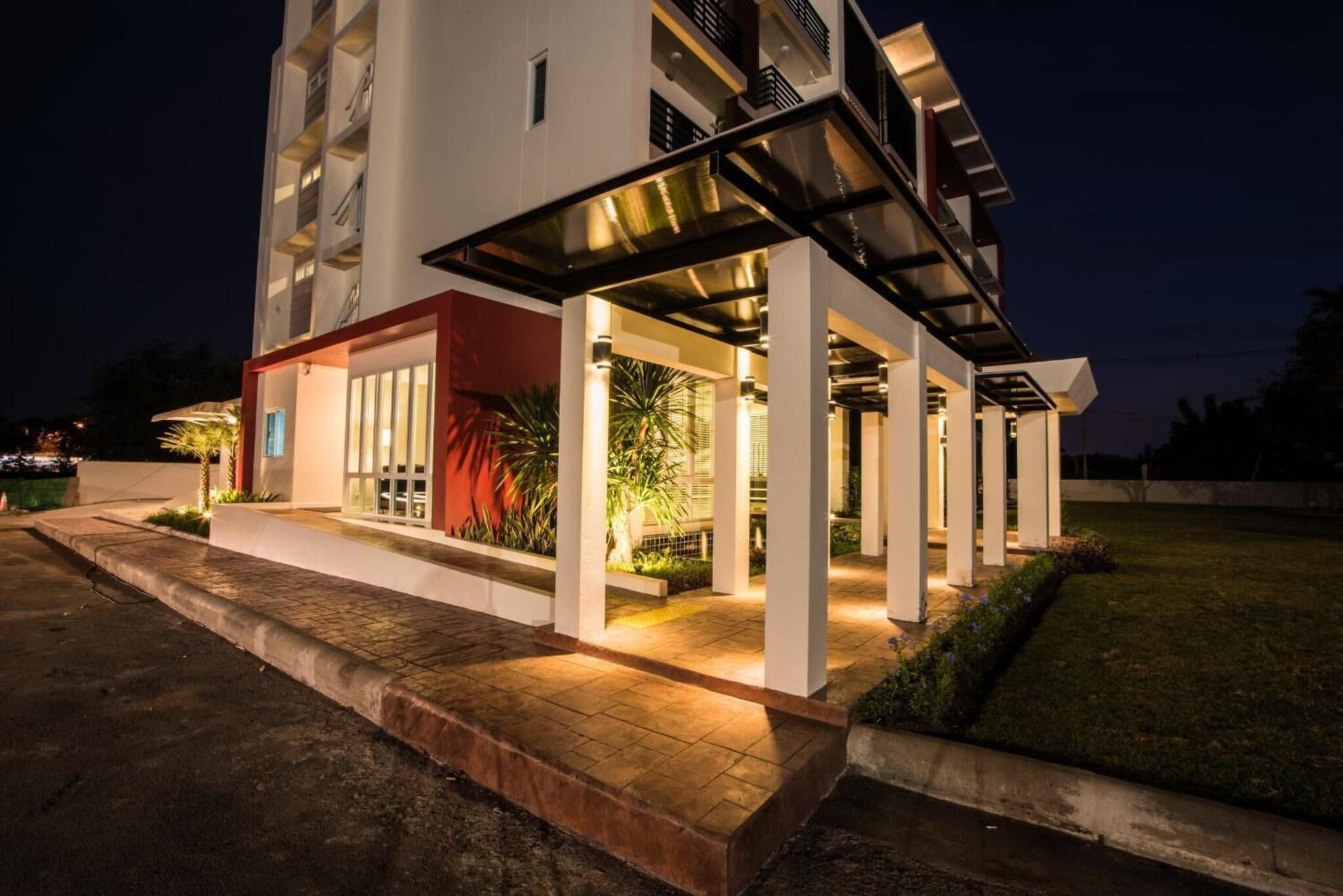 Napatra Hotel by null