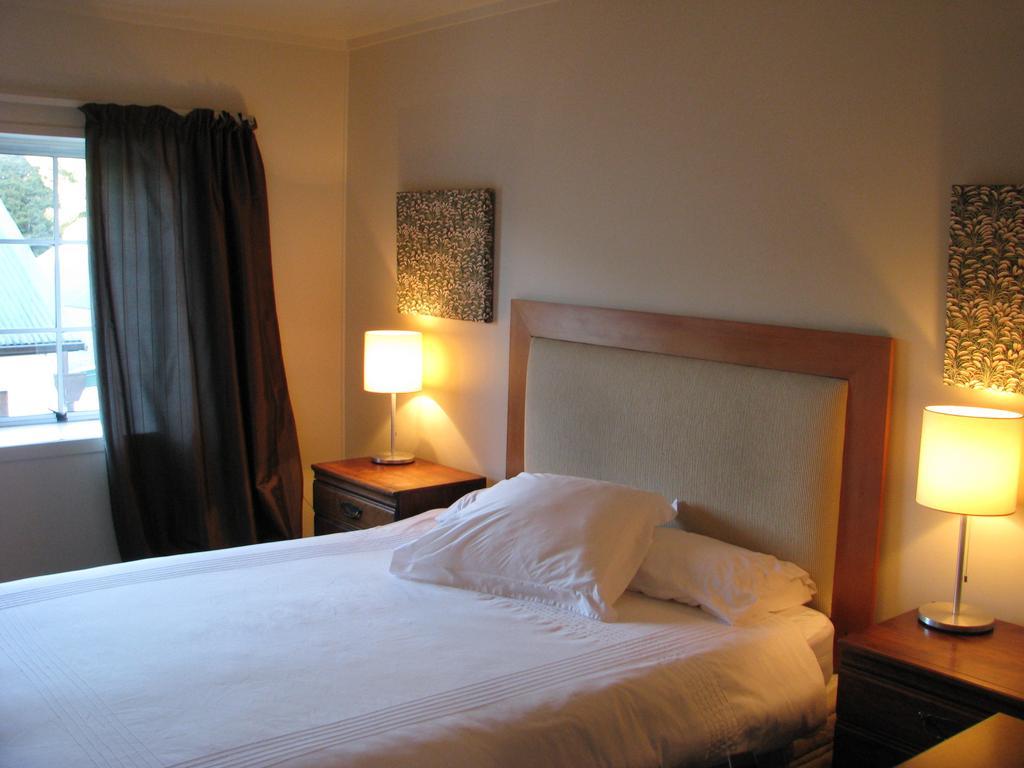 Bridge House Lodge Bar & Restaurant by null