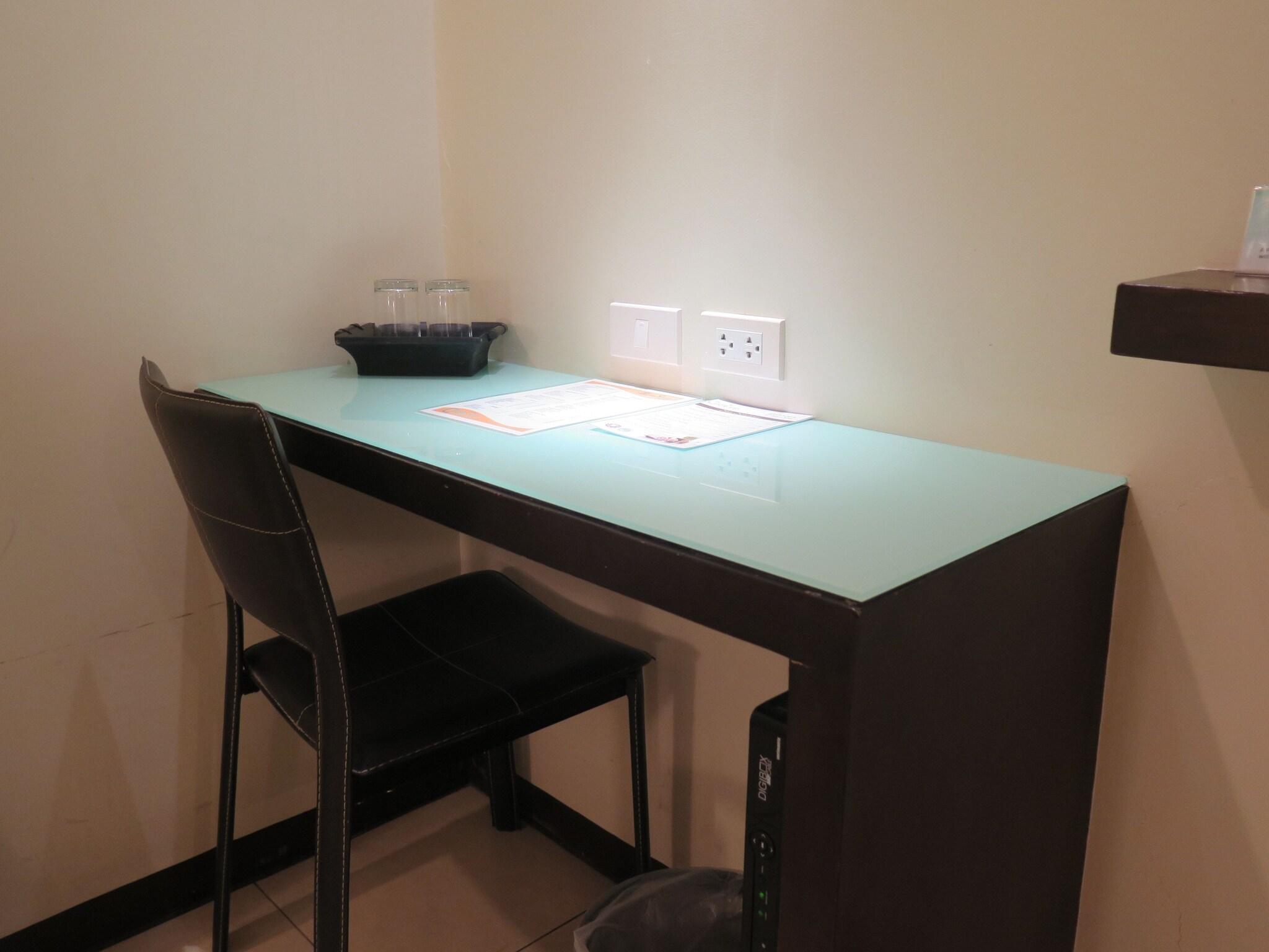 Circle Inn - Iloilo City Center by null