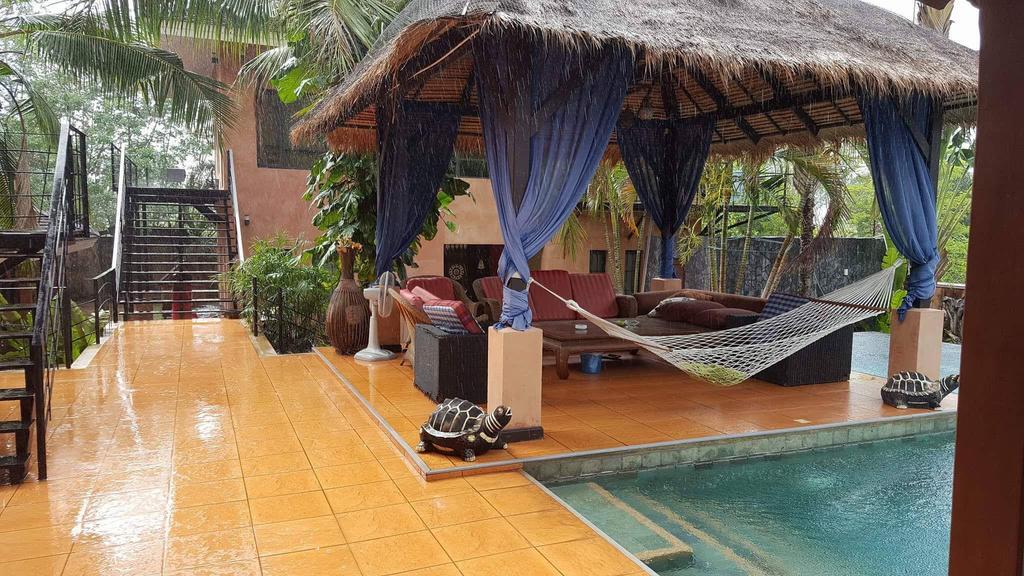 Lake Villas Resort, Bang Lamung