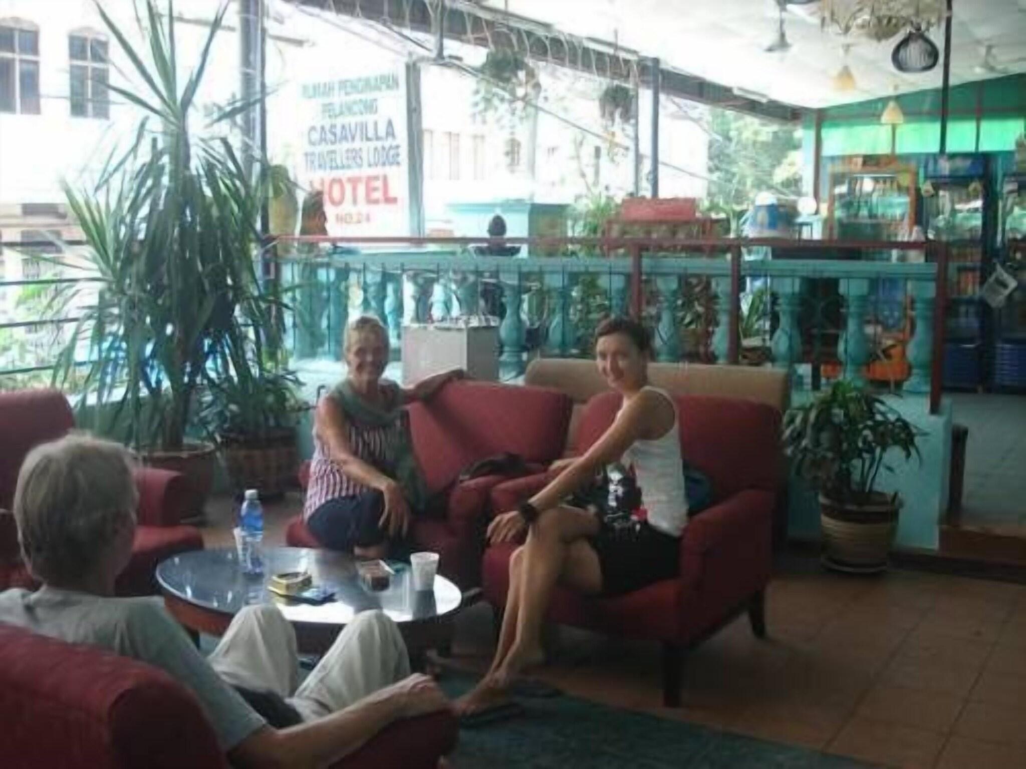 Kameleoon Travellers Lodge