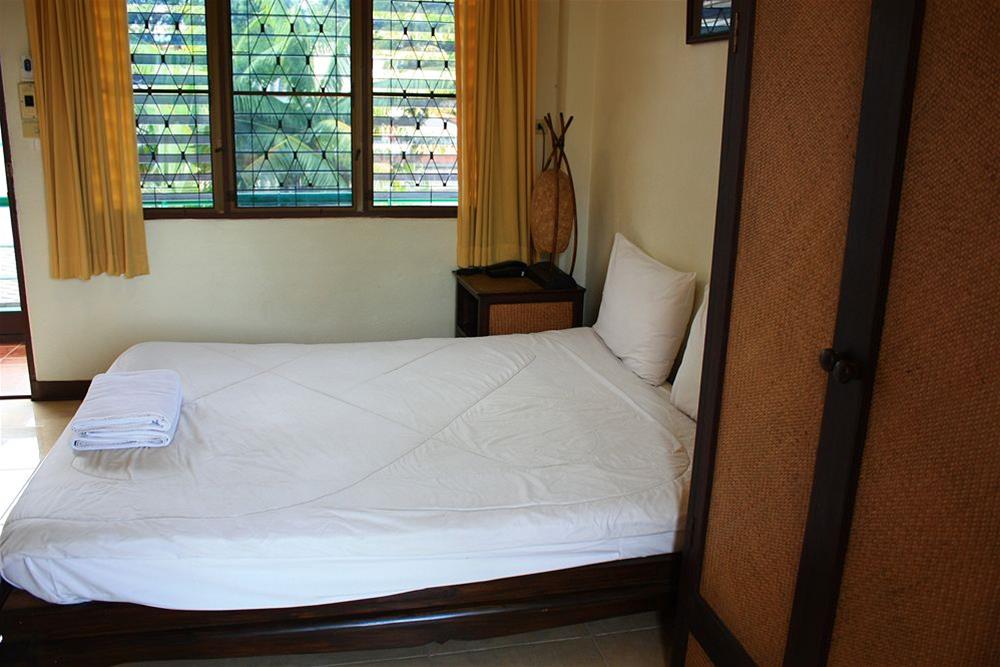 โรงแรมตีฆ้อง Tri Gong Hotel (SHA Extra Plus) by null