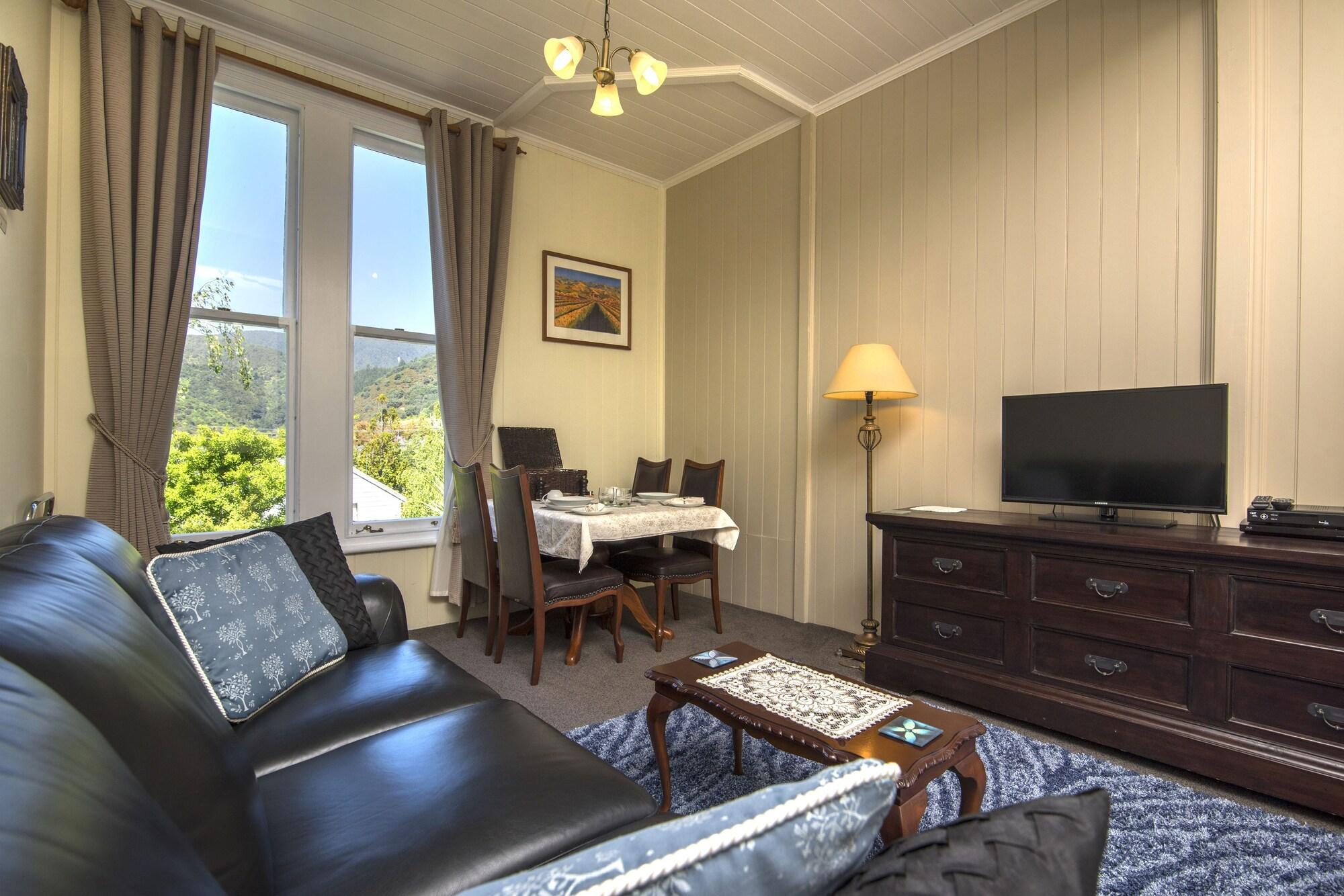 Sennen House Luxury Accommodation