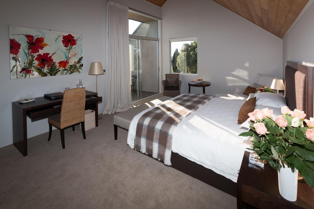 Takatu Lodge & Vineyard by null