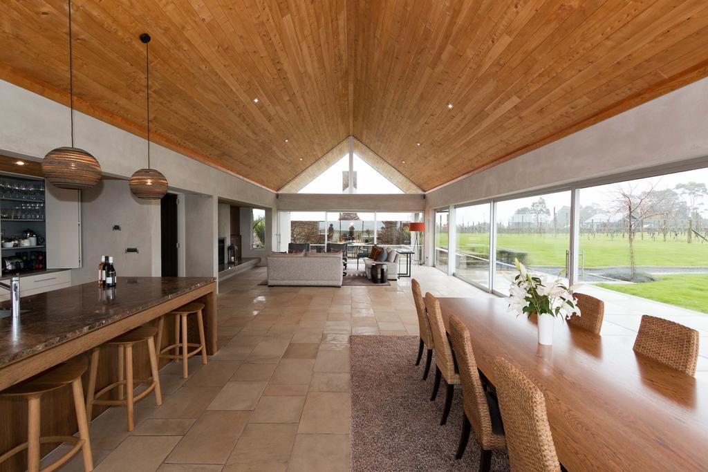 Takatu Lodge & Vineyard by null