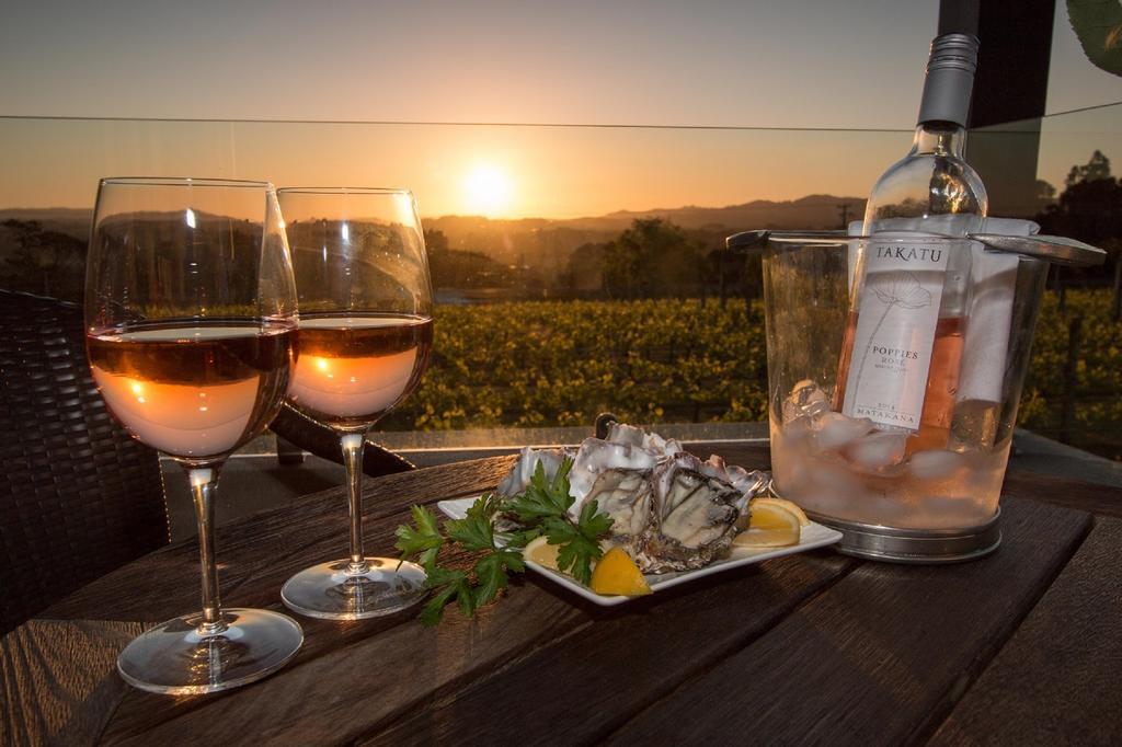 Takatu Lodge & Vineyard by null