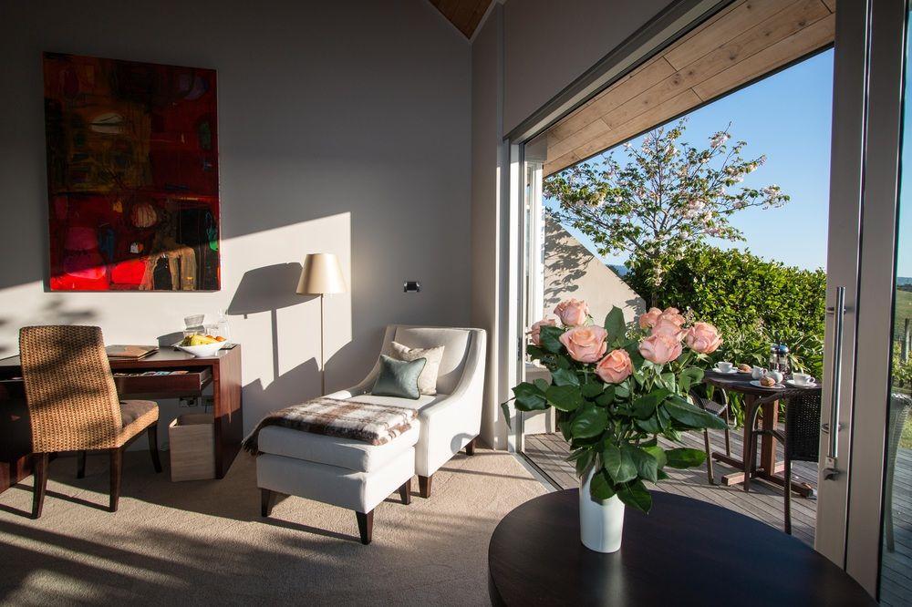 Takatu Lodge & Vineyard by null