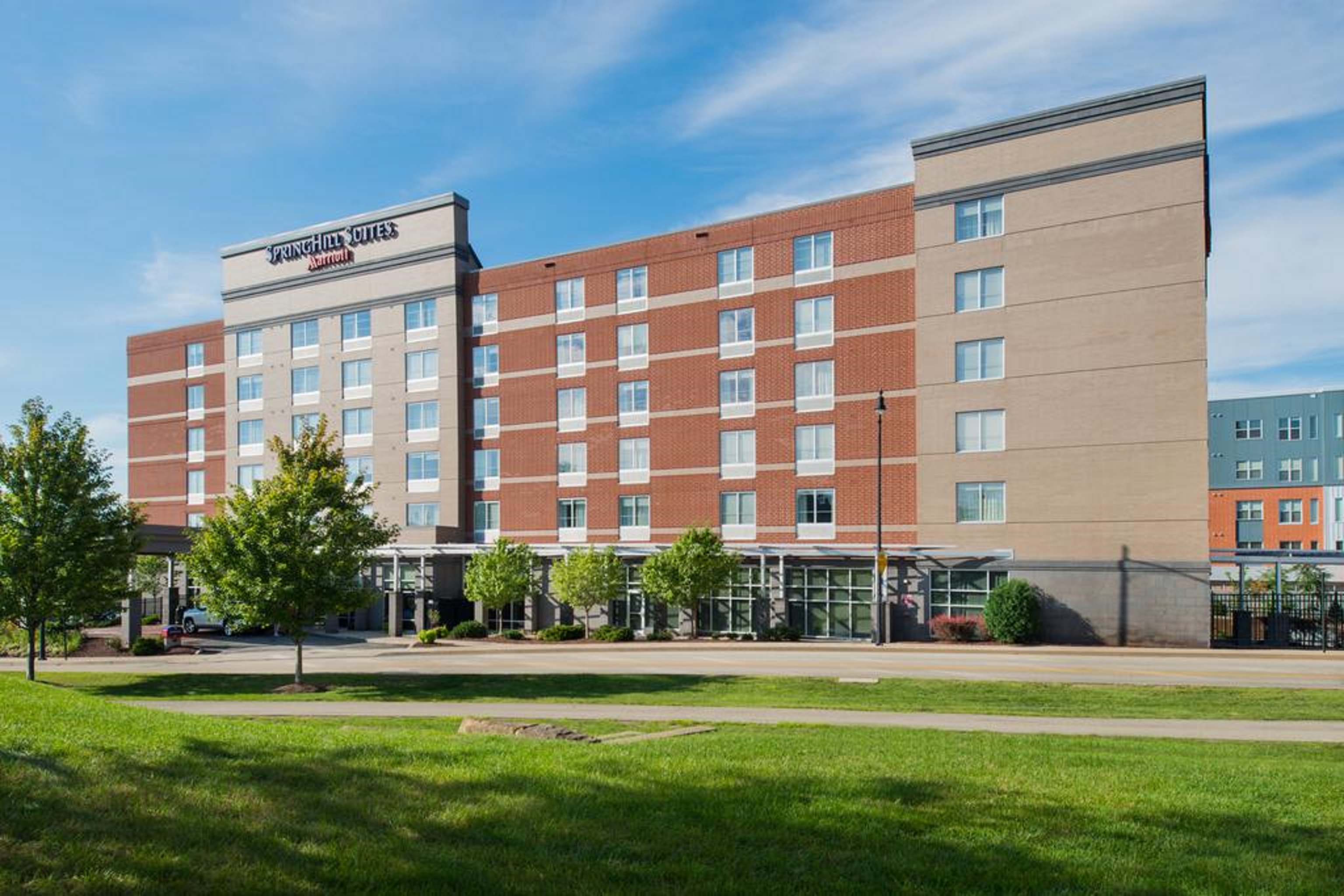 SpringHill Suites by Marriott Pittsburgh Southside Works image