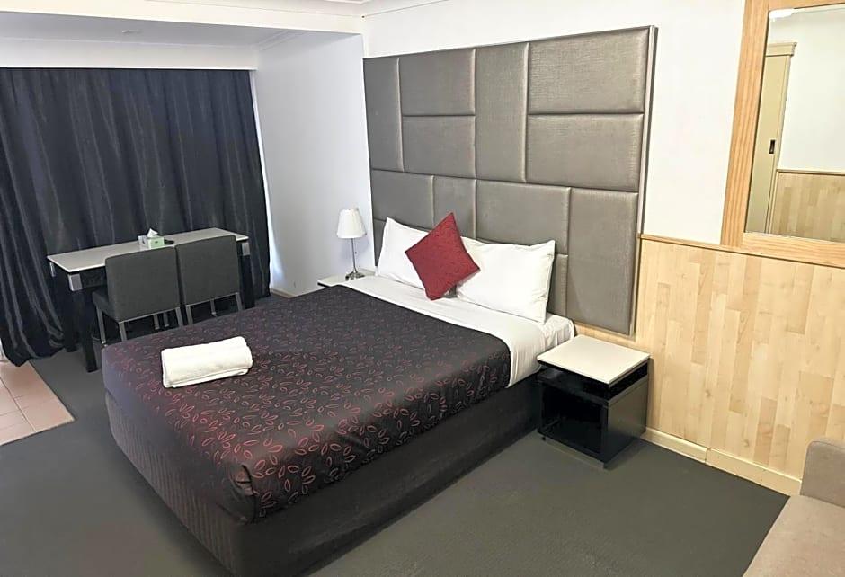 Country Comfort Cowra Countryman Motor Inn