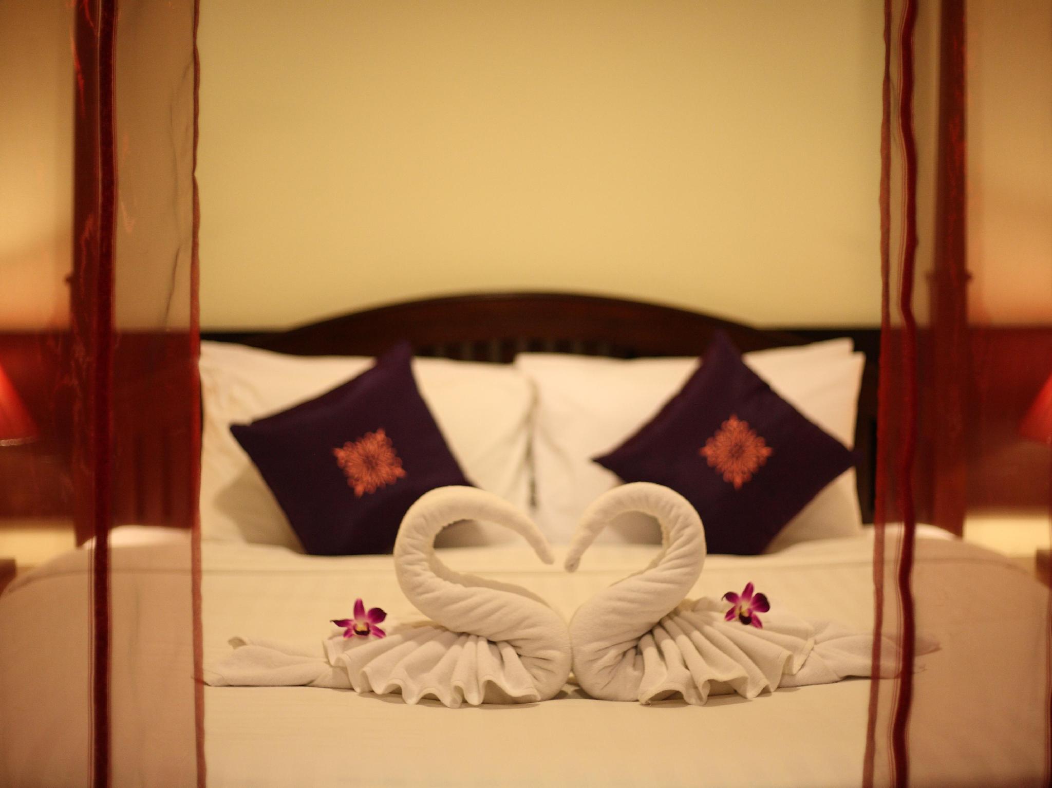 Na Tha Phae Hotel by null