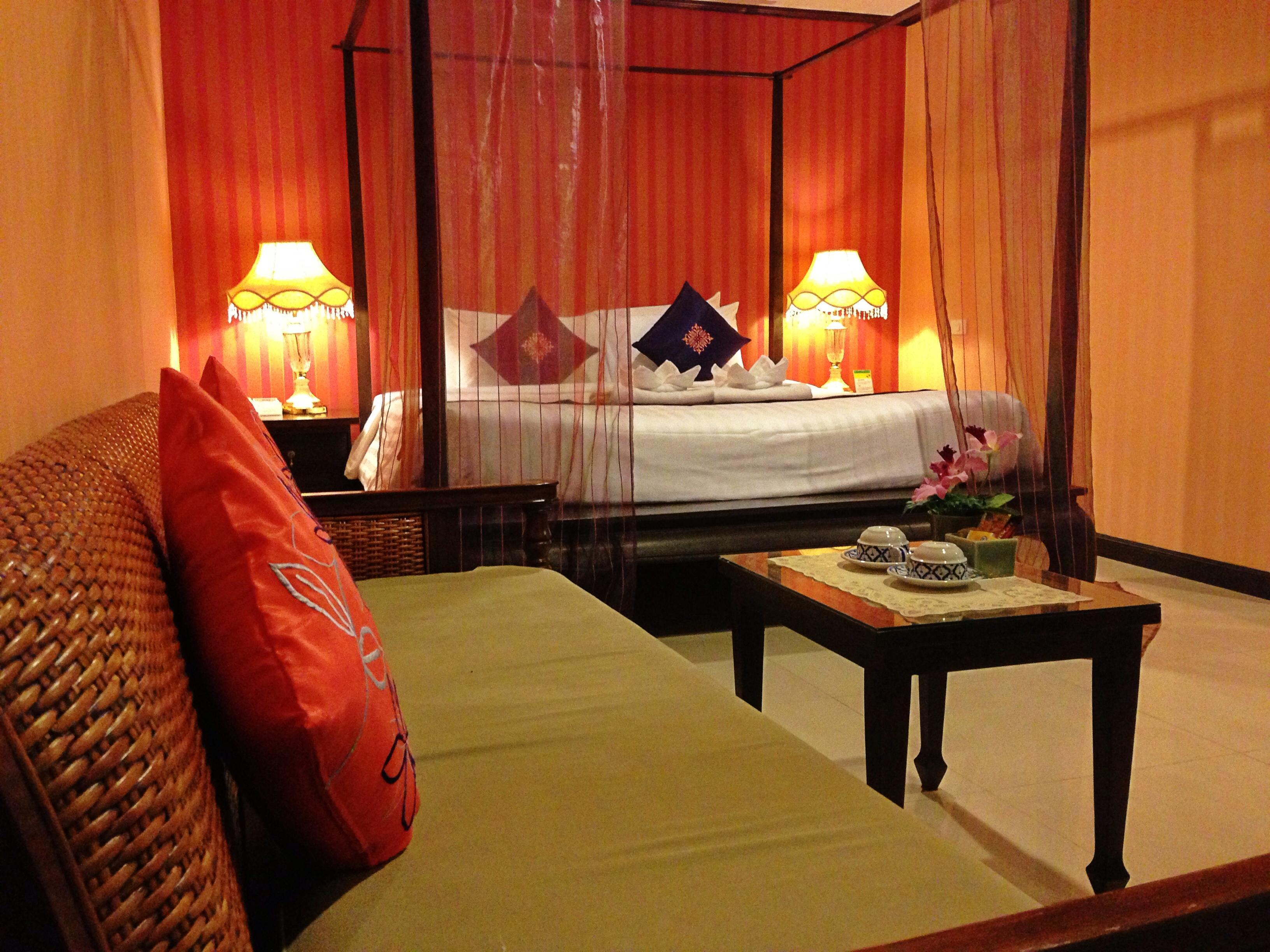 Na Tha Phae Hotel by null