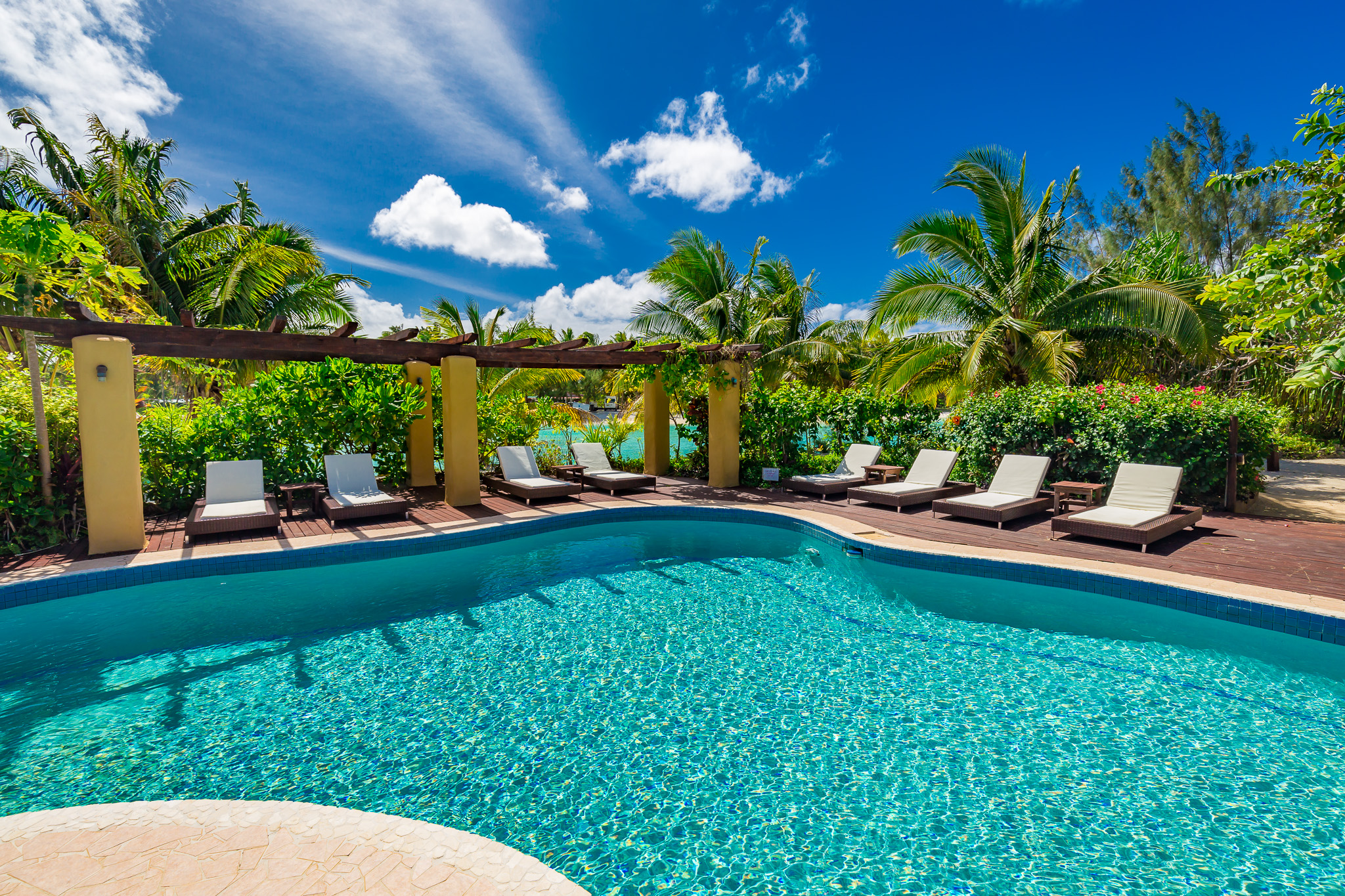 Aitutaki Lagoon Private Island Resort by null