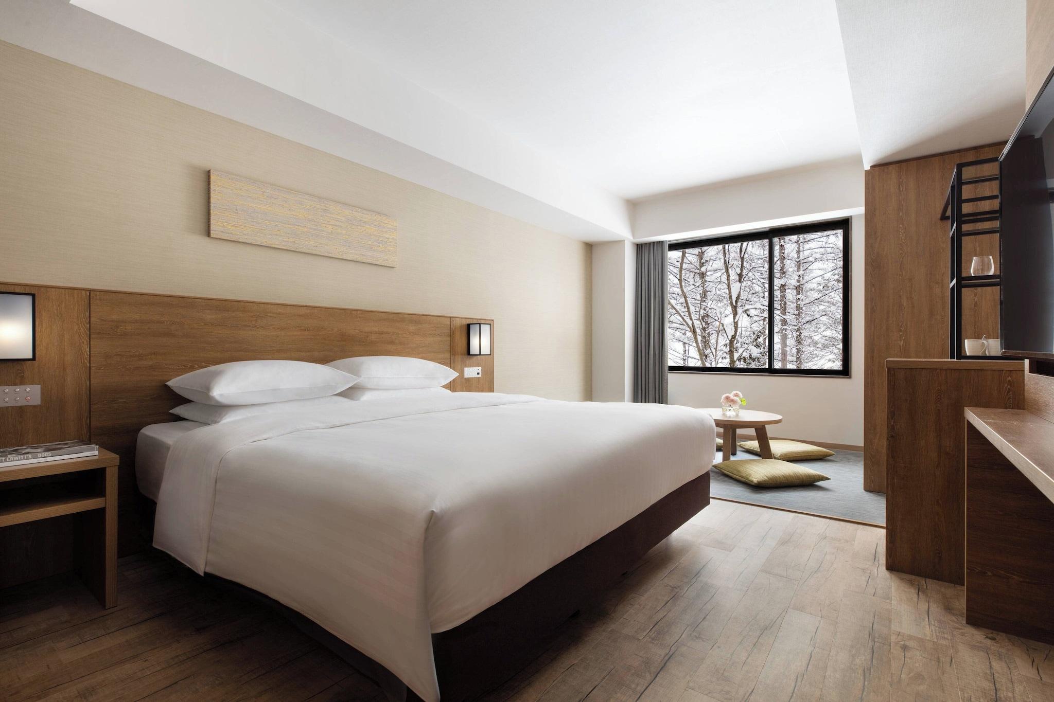 Hakuba Allure