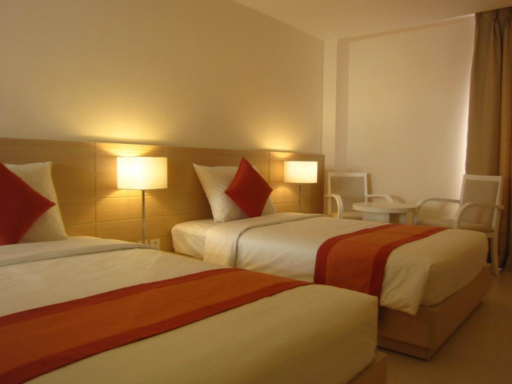 Nhi Phi Hotel Nha Trang - photo