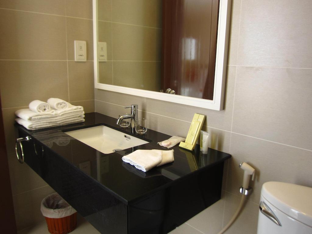 Nhi Phi Hotel Nha Trang - photo