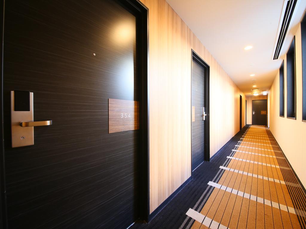 APA HOTEL KARUIZAWA-EKIMAE KARUIZAWASO by null