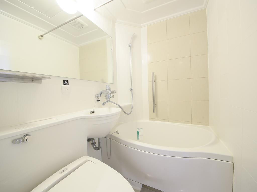 APA HOTEL KARUIZAWA-EKIMAE KARUIZAWASO by null