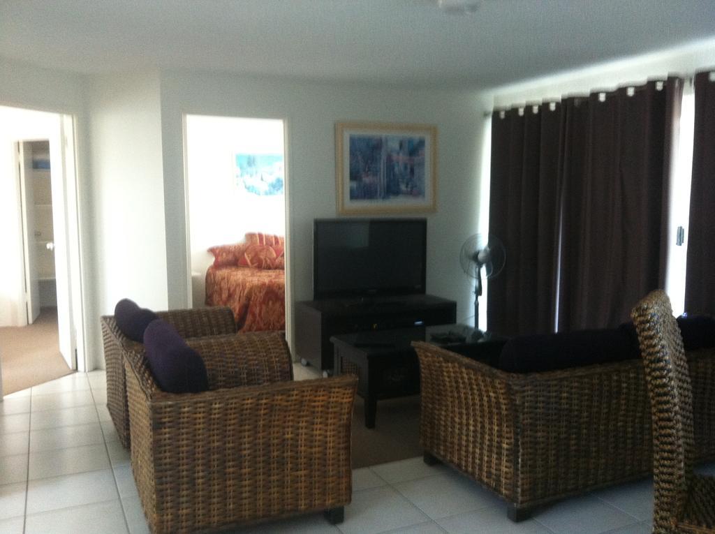 Bayviews & Harbour View Apartments by null