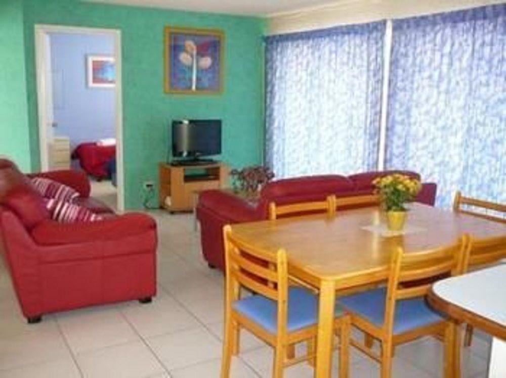 Bayviews & Harbour View Apartments by null