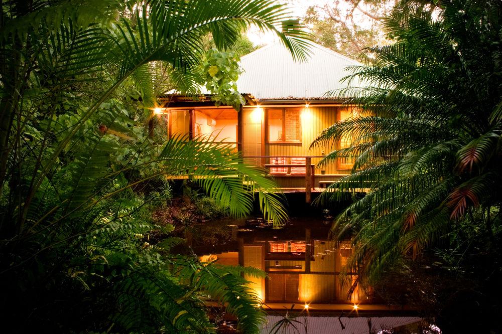 Hunchy Hideaway Hotel