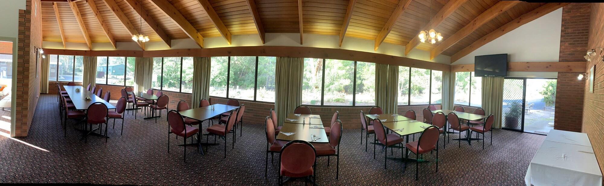 Kingswood Motel  Apartments