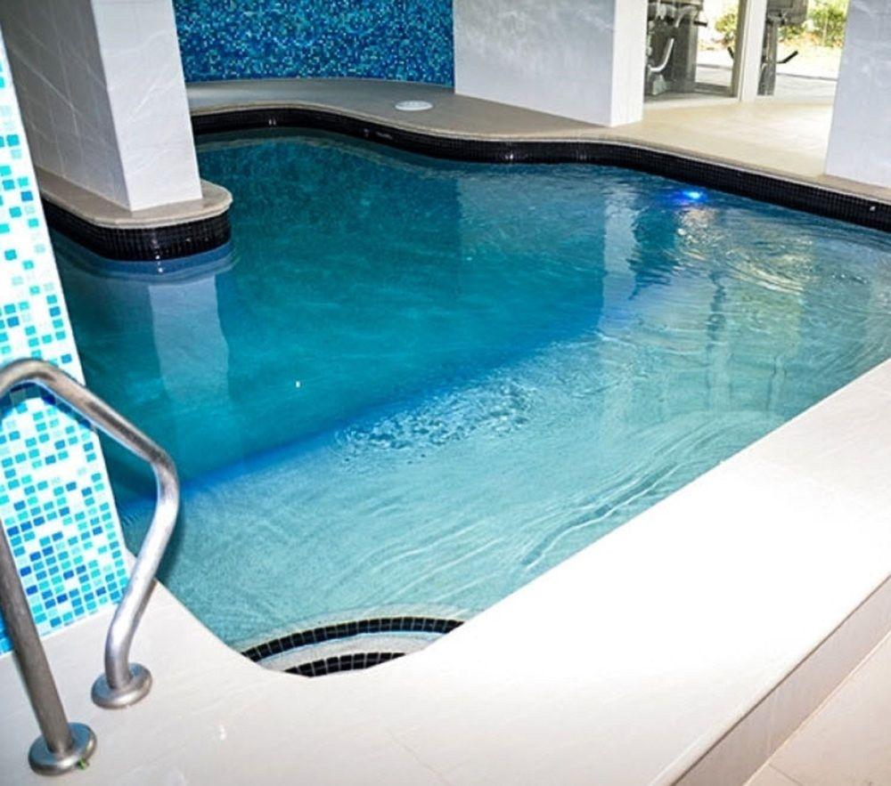 Zenith Ocean Front Apartments