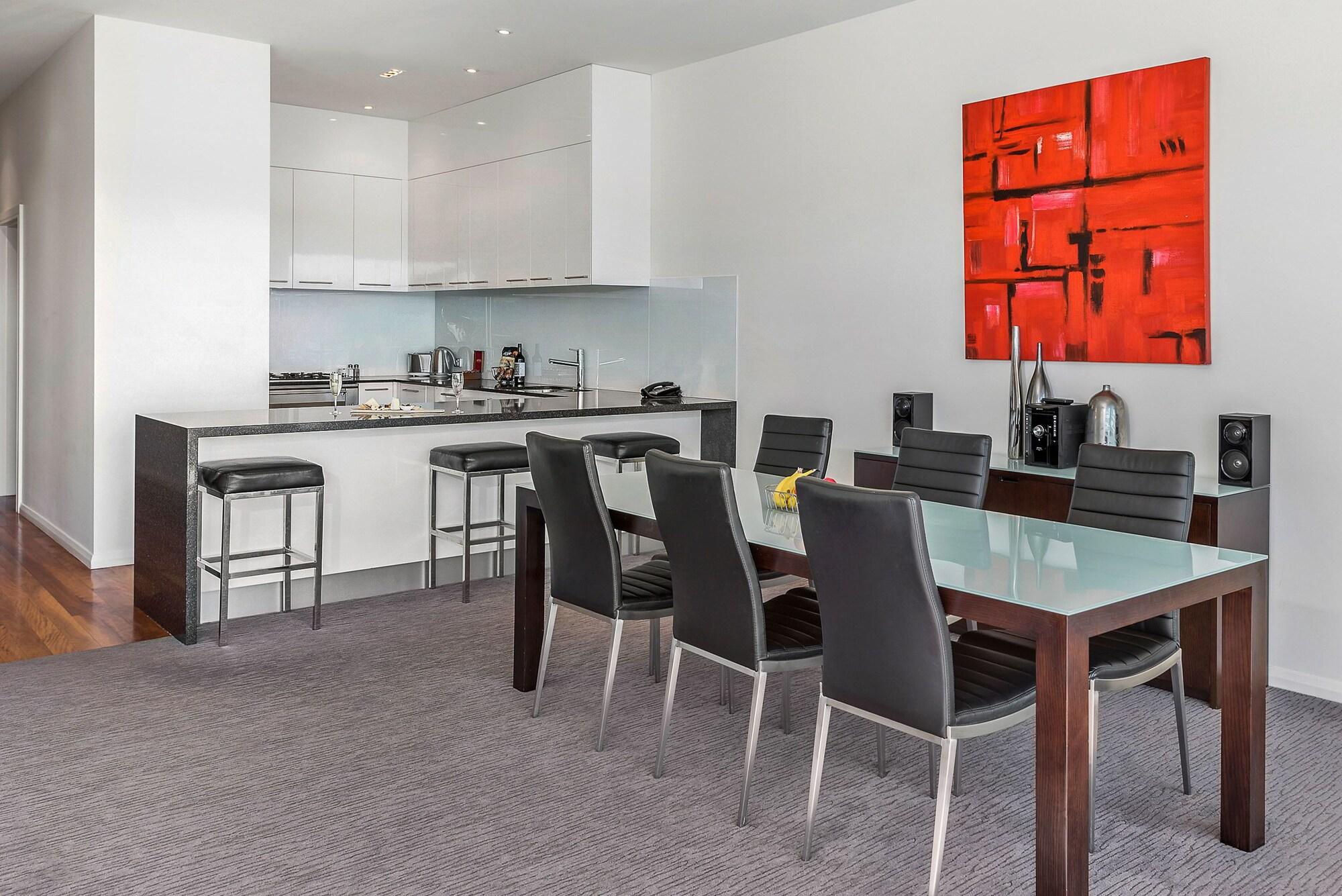 York Cove Hotel by null