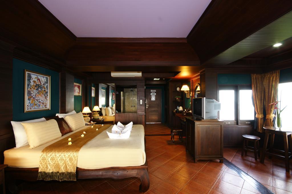 Sea Breeze Resort