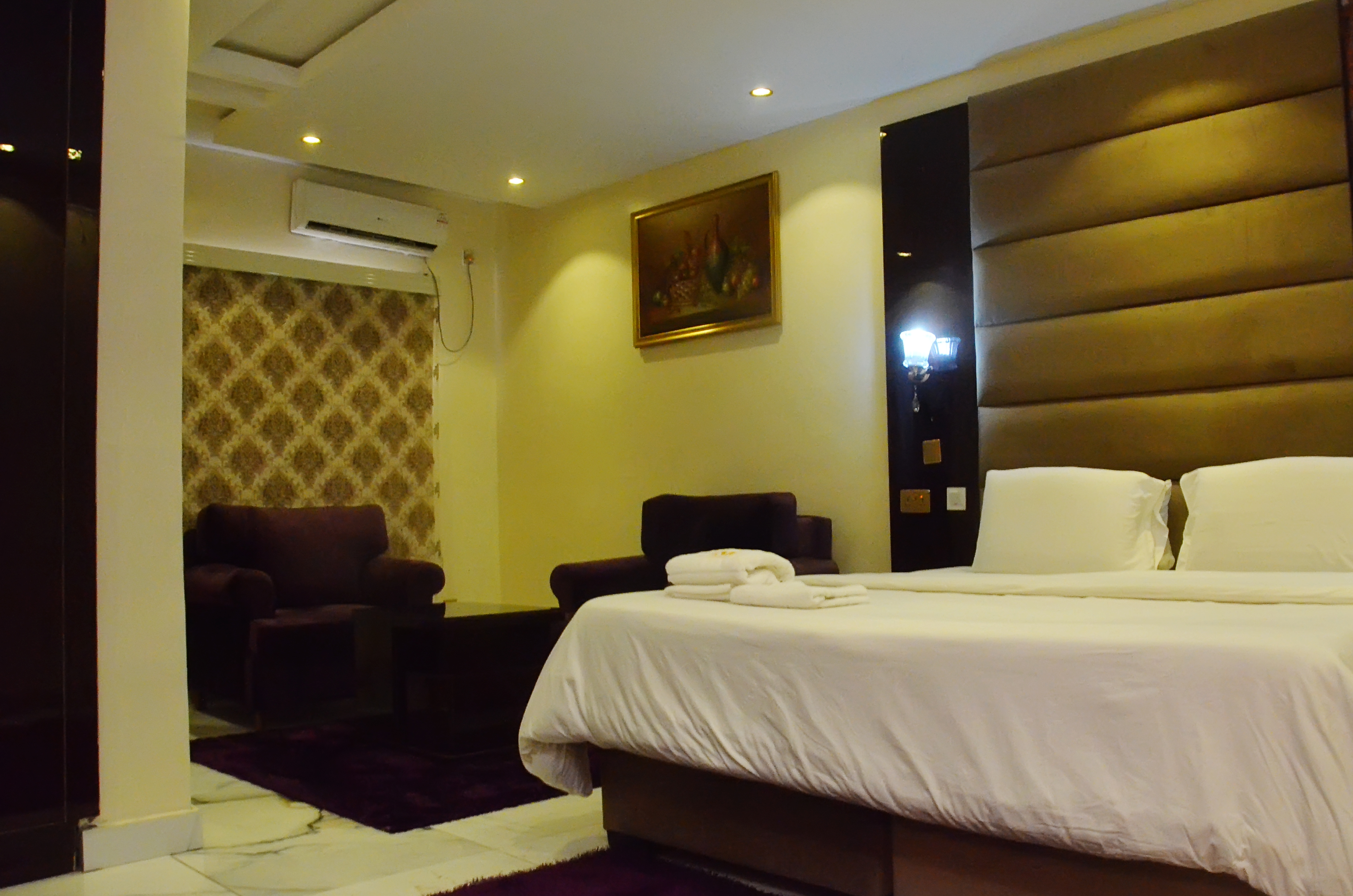Parkview Astoria Hotel