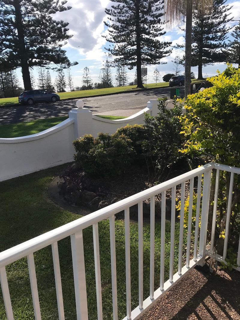 Ocean Breeze Motel