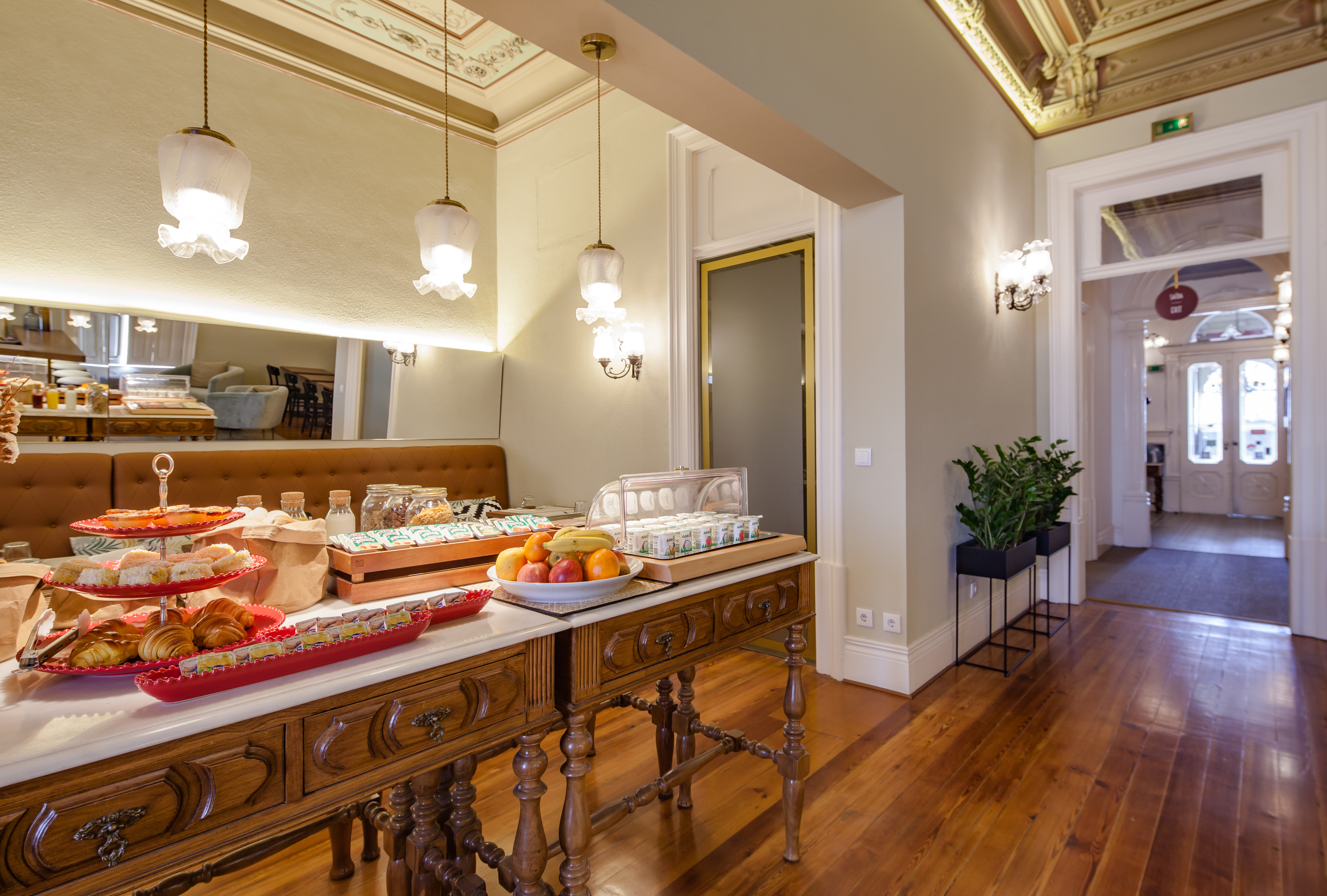 The Rex Hotel
