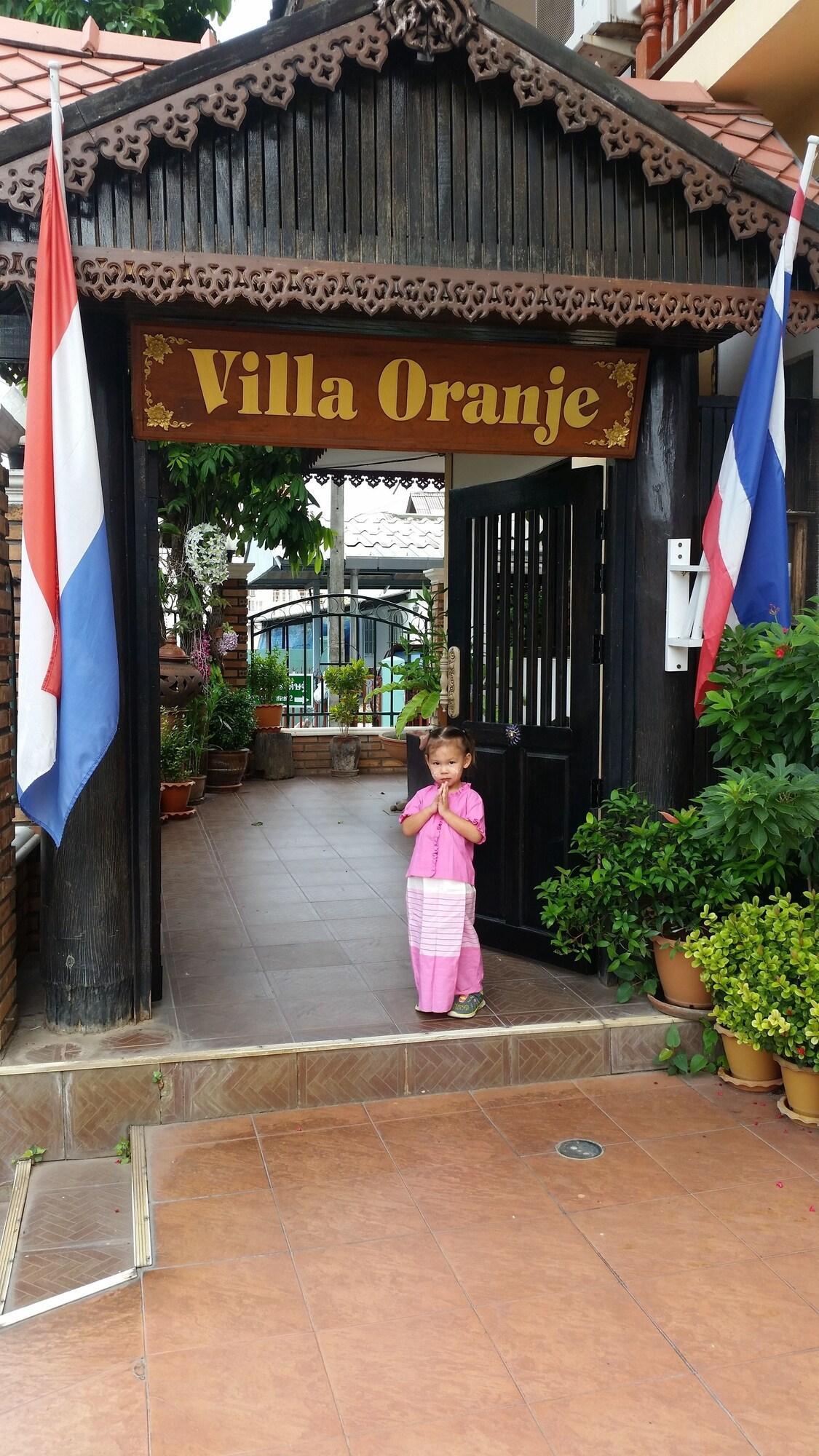 Villa Oranje Chiang Mai by null