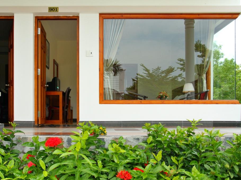 Dat Lanh Resort