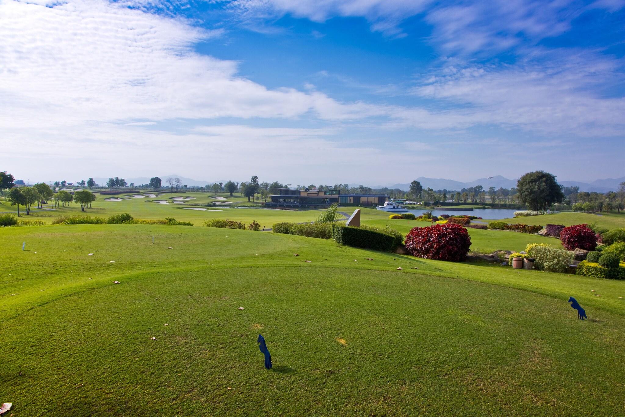 Rancho Charnvee Resort And Country Club