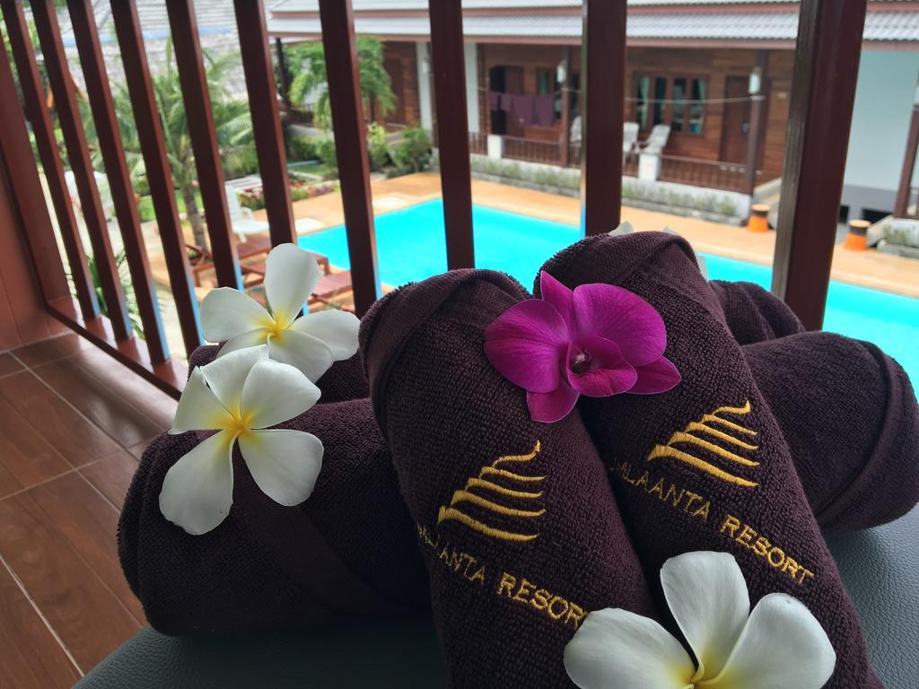 Khum Laanta Resort