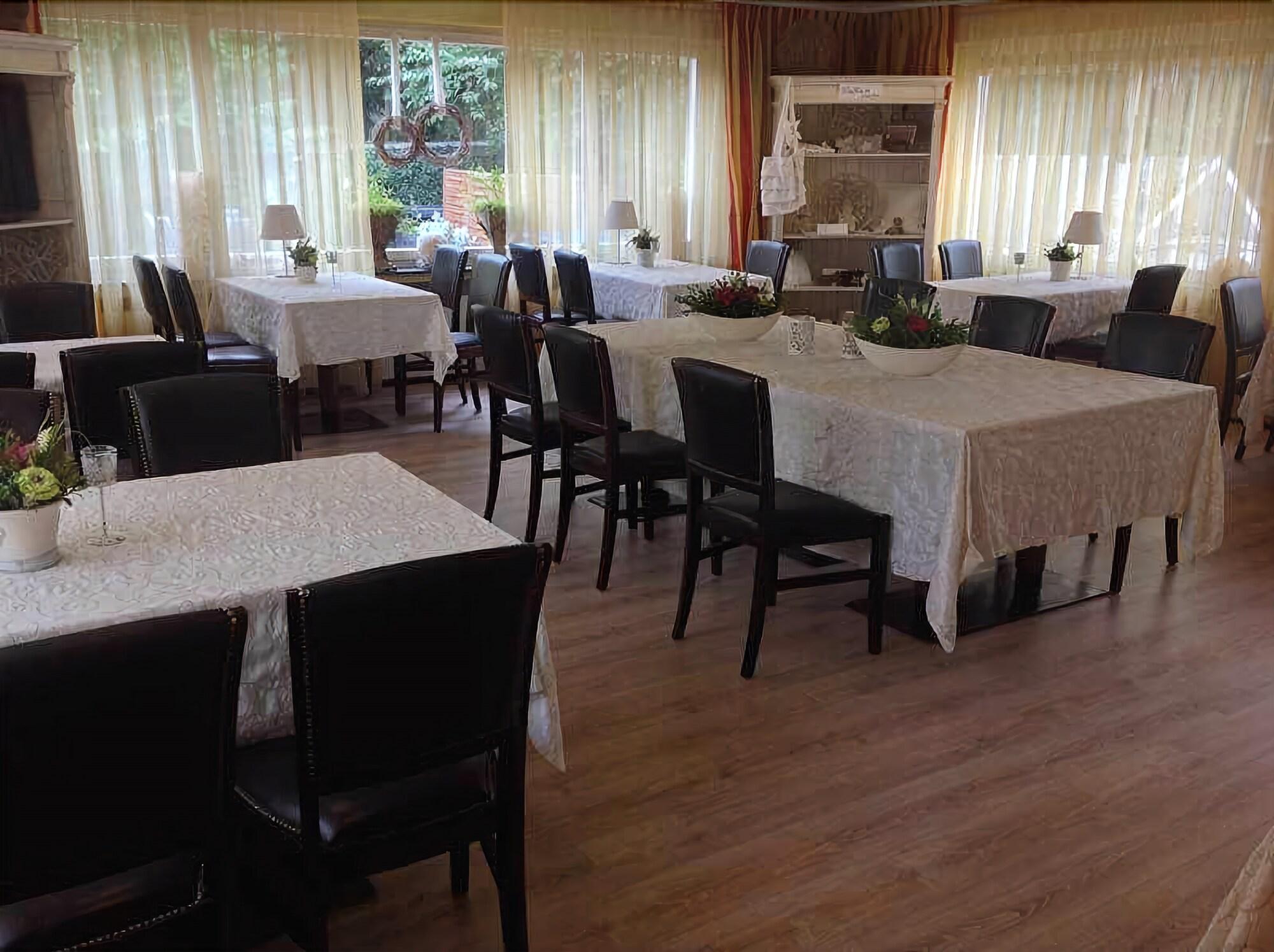 Teutonia Hotel